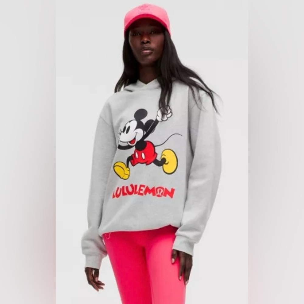 Lululemon Disney NWT Steady State Pullover Hoodie Mickey Graphic Size L Unisex